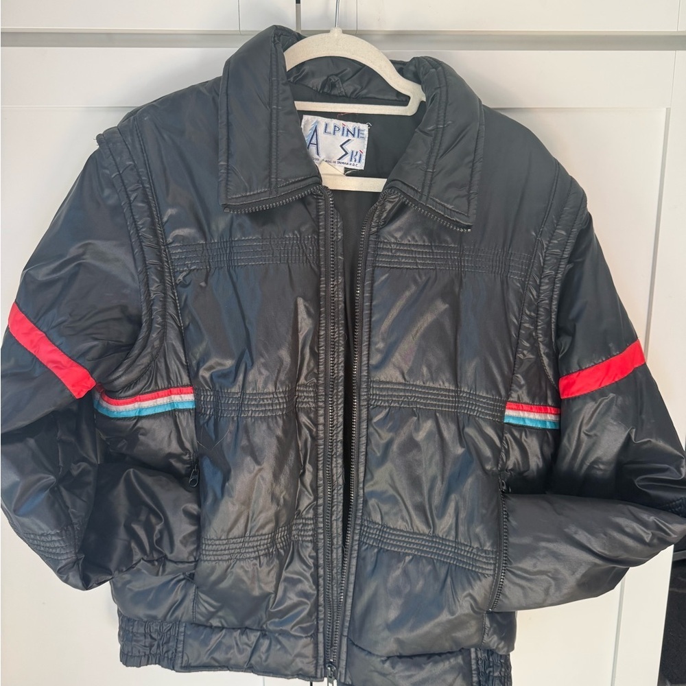 Vintage Alpine Black Puffer Jacket with Red and Green and Grey Stripes - Picture 6 of 13